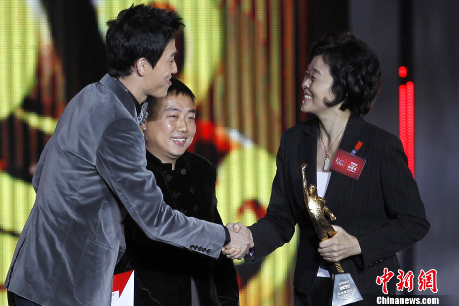 澳网转会风云:金州勇士盯上锋线强援,武大靖或成交易筹码(金州勇士队全部名单) 澳网转会风云:金州勇士盯上锋线强援,武大靖或成交易筹码(金州勇士队全部名单)